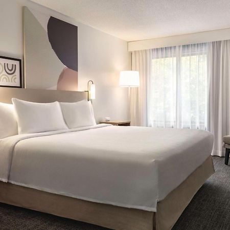 Spark By Hilton Mystic Groton Εξωτερικό φωτογραφία