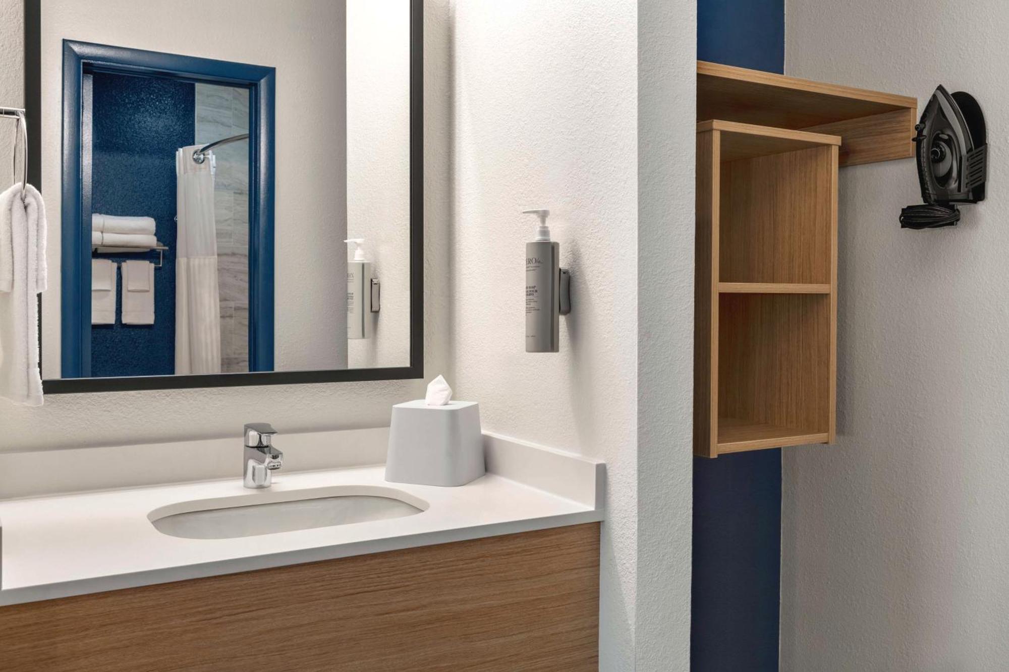 Spark By Hilton Mystic Groton Εξωτερικό φωτογραφία